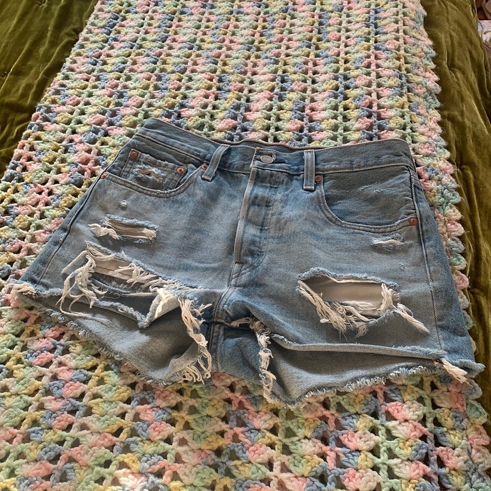 Urban outfitters light wash Levi’s